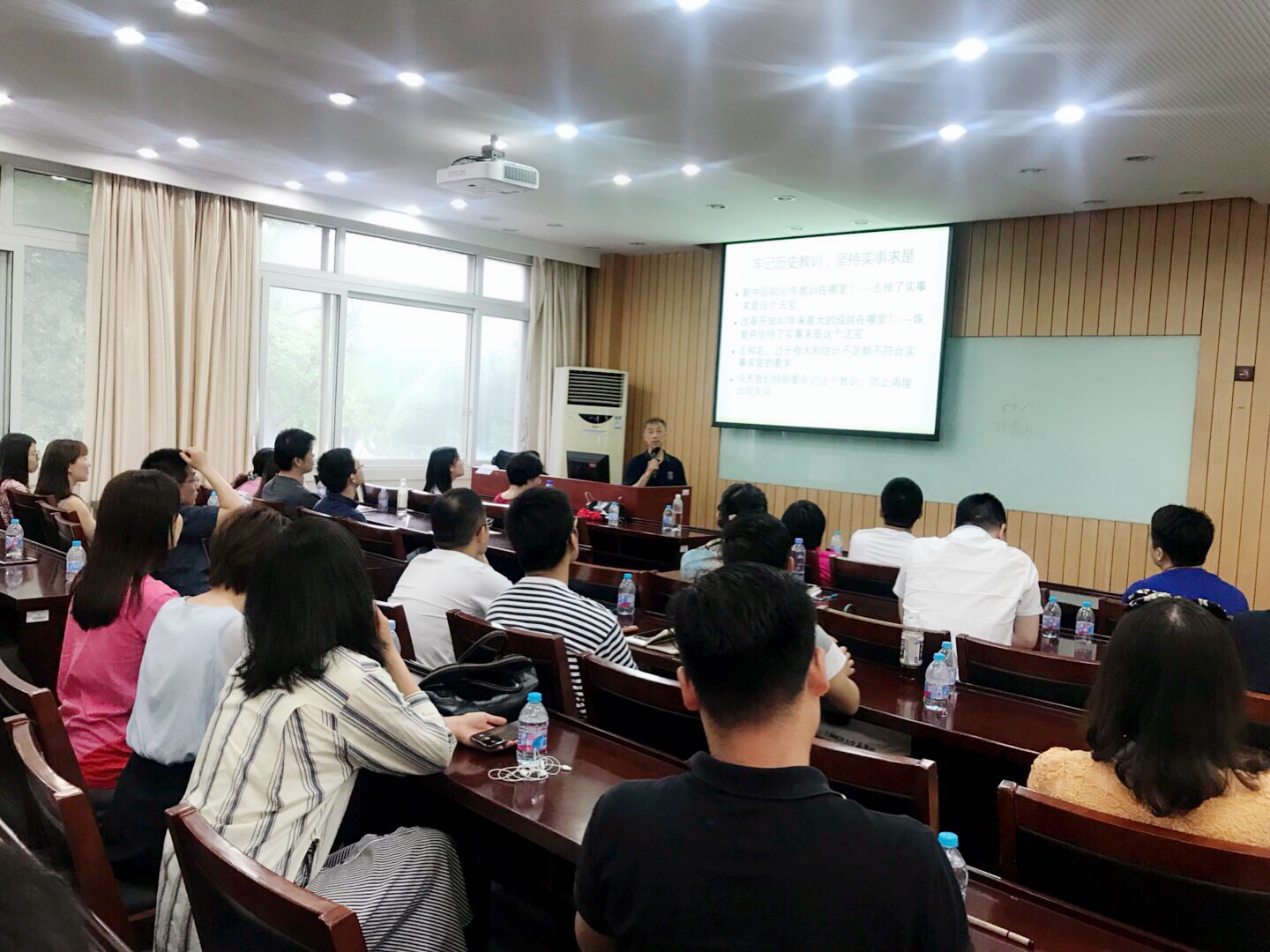 微信图片_20180704140931.jpg