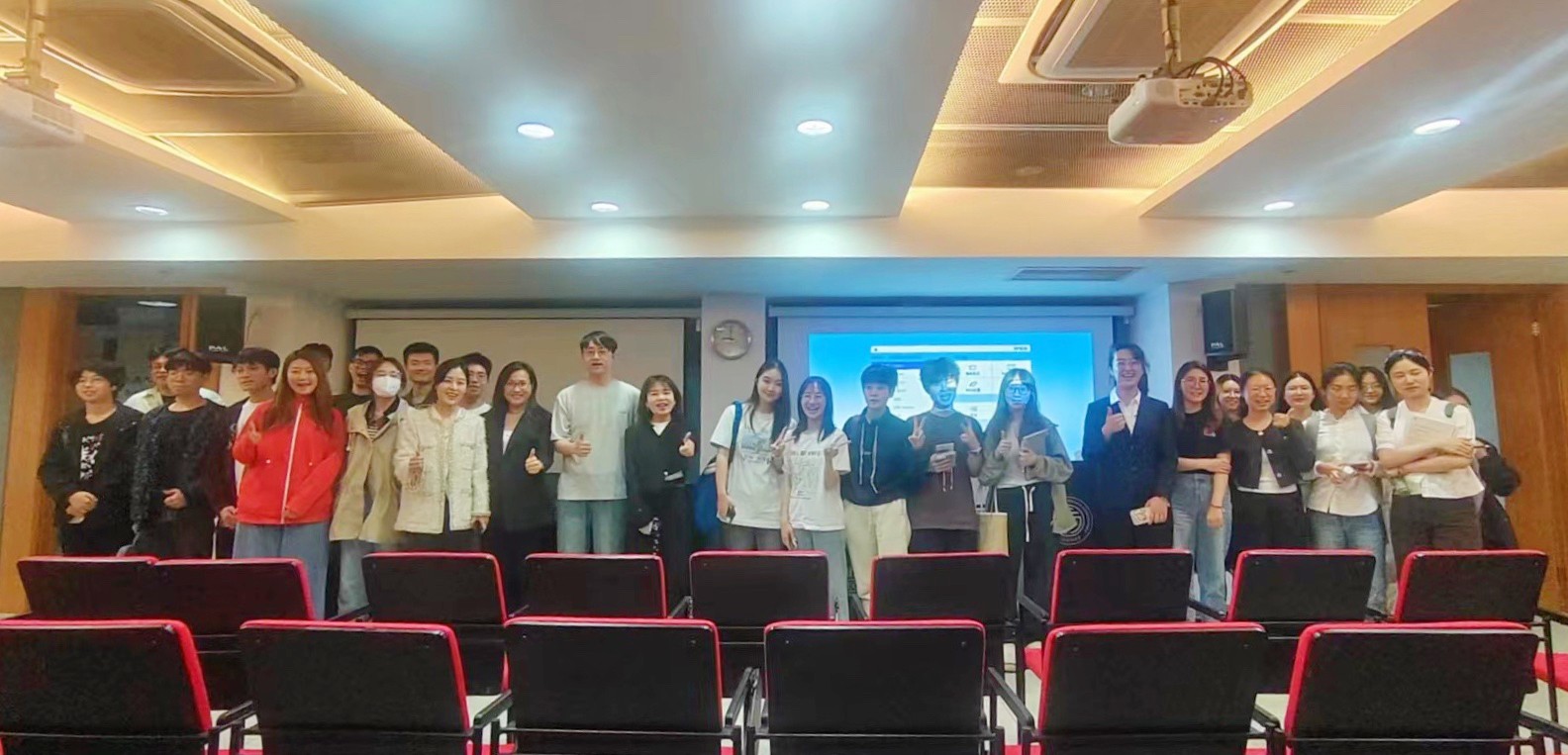 微信图片_20240509152357.jpg 微信图片_20240509152357.jpg