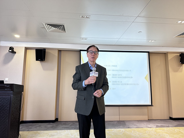 Richard_副本.jpg Richard_副本.jpg