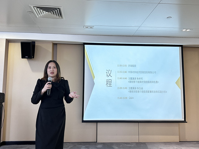 杜妍佳_副本.jpg 杜妍佳_副本.jpg